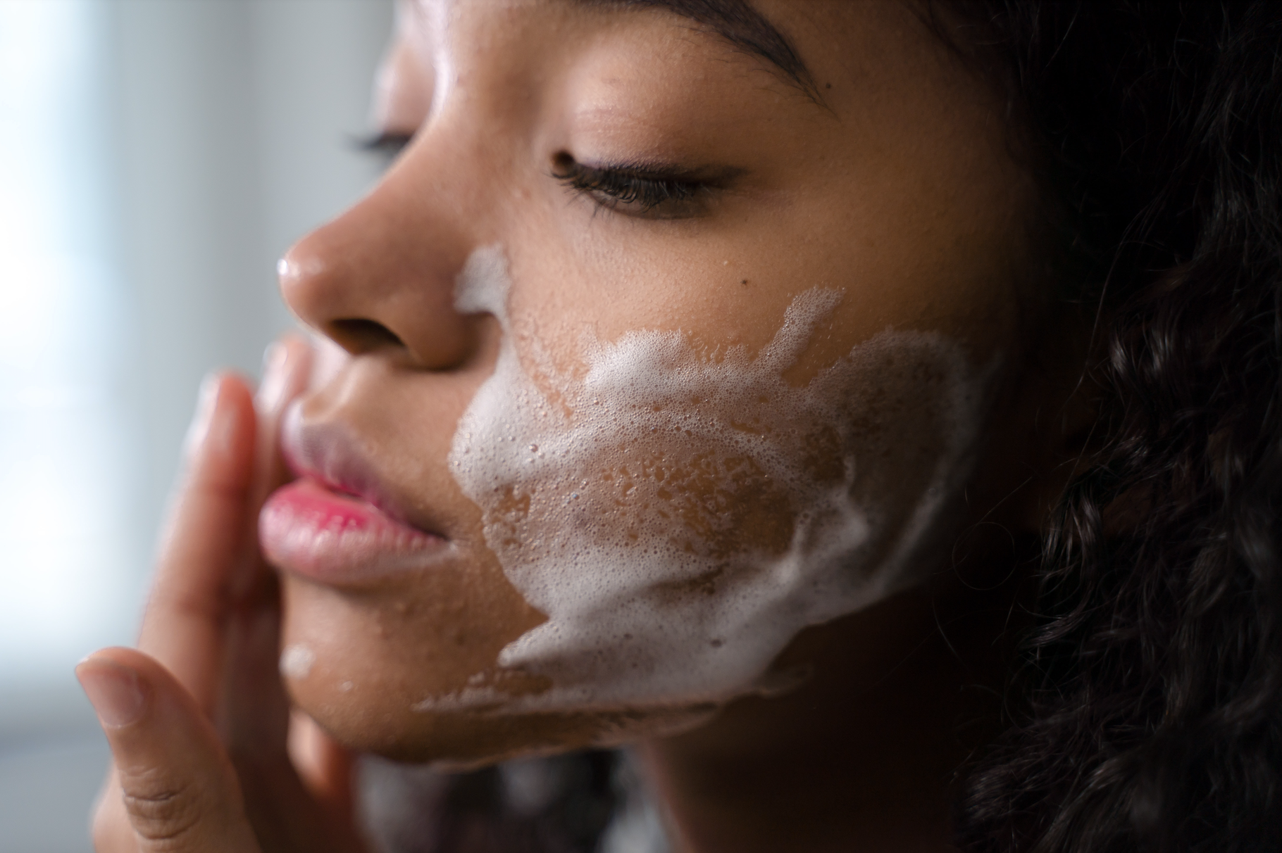 How to Double-Cleanse According to Your Skin Type